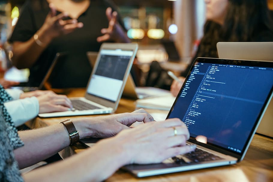 دوره یکساله تخصصی علم داده (Data Science) و توسعه نرمافزار در ایتالیا